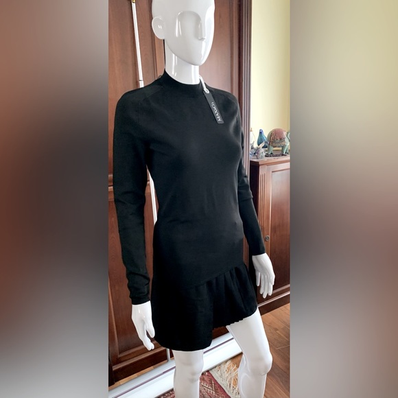 Max Mara black knit mock-neck top long sleeves sexy large cut-out at back Size L - Picture 4 of 12